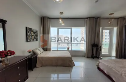 Apartment - 3 Bedrooms - 4 Bathrooms for sale in Marina Pinnacle - Dubai Marina - Dubai