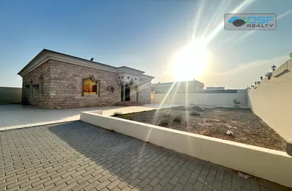 Terrace image for: Villa - 3 Bedrooms - 4 Bathrooms for rent in Al Riffa - Ras Al Khaimah, Image 1