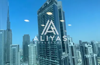 Apartment - 3 Bedrooms - 5 Bathrooms for rent in Manazel Al Safa - Business Bay - Dubai