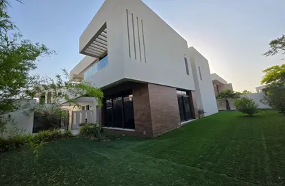 Villa - 4 Bedrooms - 7 Bathrooms for rent in West Yas - Yas Island - Abu Dhabi