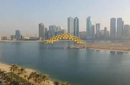 شقة - 3 غرف نوم - 4 حمامات للايجار في الخان - الشارقة