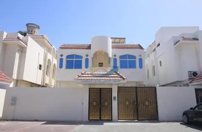 Villa - 6 Bathrooms for sale in Dana Island - Abu Dhabi