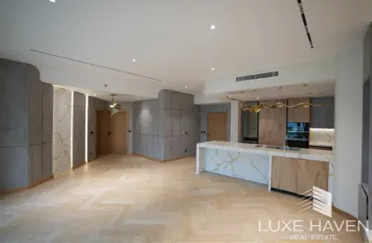 Apartment - 2 Bedrooms - 3 Bathrooms for rent in Al Khudrawi - Shoreline Apartments - Palm Jumeirah - Dubai