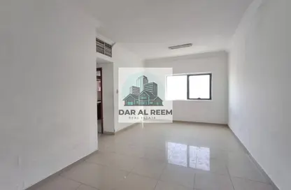 شقة - غرفة نوم - 1 حمام للايجار في شارع التعاون الجديد - التعاون - الشارقة