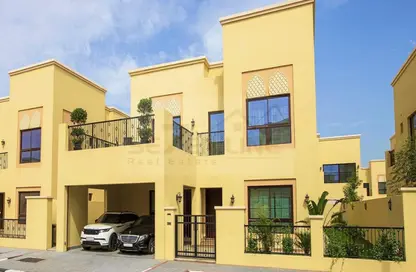 Villa - 4 Bedrooms - 5 Bathrooms for rent in Nad Al Sheba Villas - Nad Al Sheba 3 - Nad Al Sheba - Dubai