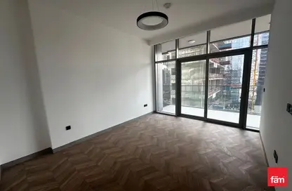 شقة - غرفة نوم - 2 حمامات للبيع في رويال ريجينسي - الخليج التجاري - دبي