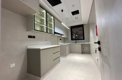 شقة - 3 غرف نوم - 4 حمامات للايجار في الورقاء 1 - الورقاء - دبي