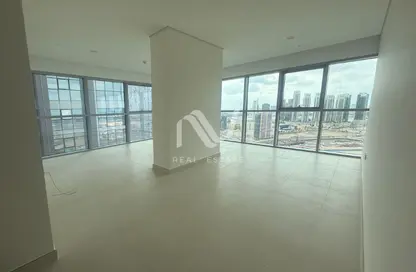 شقة - 3 غرف نوم - 5 حمامات للايجار في راديانت سكوير - مدينة الأضواء - جزيرة الريم - أبوظبي