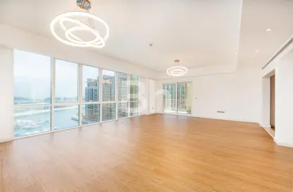 Apartment - 3 Bedrooms - 4 Bathrooms for sale in Marina Residences 6 - Marina Residences - Palm Jumeirah - Dubai