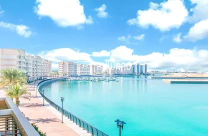 شقة - 2 غرف نوم - 3 حمامات للايجار في 11B البحيرة - لاجون - ميناء العرب - راس الخيمة - رأس الخيمة