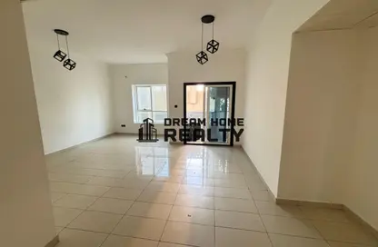 Apartment - 2 Bedrooms - 3 Bathrooms for rent in Al Majaz 2 - Al Majaz - Sharjah