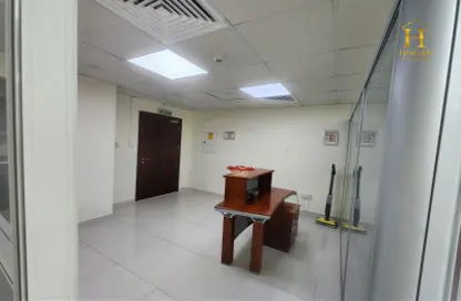 Office Space - Studio - 1 Bathroom for rent in Goldcrest Executive - Lake Almas West - Jumeirah Lake Towers - Dubai