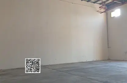 مستودع - استوديو - 1 حمام للايجار في المنطقة الصناعية القديمة - أم القيوين