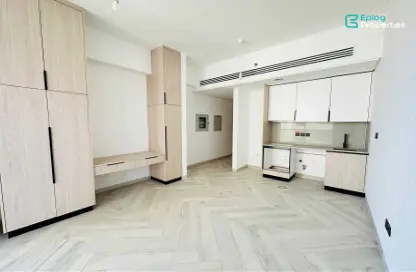 Apartment - Studio - 1 Bathroom for rent in Empire Residence - Jumeirah Village Circle - Dubai