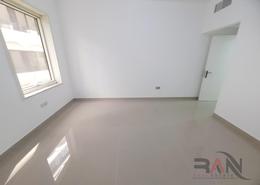 شقة - 3 غرف نوم - 4 حمامات للكراء في مبني اس جي - شارع خليفة - أبوظبي