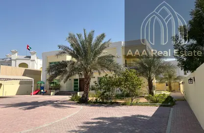 فيلا - 6 غرف نوم - 8 حمامات للايجار في فلل البرشاء 2 - البرشاء 2 - البرشاء - دبي