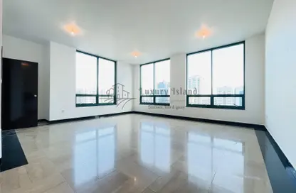 Empty Room image for: Apartment - 3 Bedrooms - 4 Bathrooms for rent in Hamdan Street - Abu Dhabi, Image 1