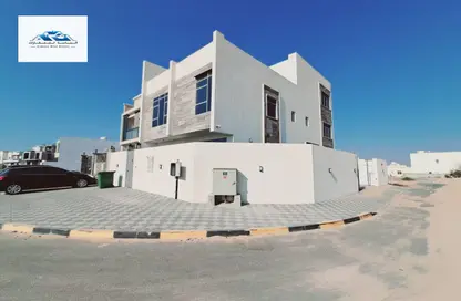 فيلا - 6 غرف نوم - 8 حمامات للبيع في الزاهية جاردنز - الزاهية - عجمان