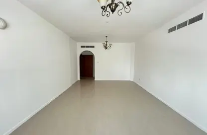 Apartment - 2 Bedrooms - 2 Bathrooms for rent in Al Telal Building - Al Majaz 2 - Al Majaz - Sharjah Apartment - 2 Bedrooms - 2 Bathrooms for rent in Al Telal Building - Al Majaz 2 - Al Majaz - Sharjah