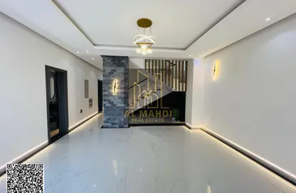 مجمع سكني - 5 غرف نوم - 7 حمامات للبيع في المها فيليج - الزاهية - عجمان