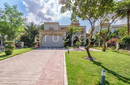 Outdoor House image for: Villa - 4 Bedrooms - 5 Bathrooms for rent in Garden Hall - Islamic Clusters - Jumeirah Islands - Dubai, Image 1
