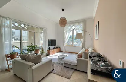 Apartment - 3 Bedrooms - 4 Bathrooms for sale in Al Sarrood - Shoreline Apartments - Palm Jumeirah - Dubai