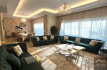 Villa - 4 Bedrooms - 5 Bathrooms for rent in Nad Al Sheba Villas - Nad Al Sheba 3 - Nad Al Sheba - Dubai