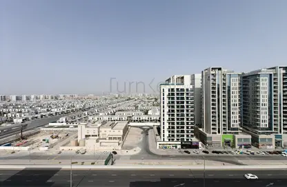 شقة - 2 غرف نوم - 3 حمامات للبيع في عزيزي ستار - الفرجان - دبي
