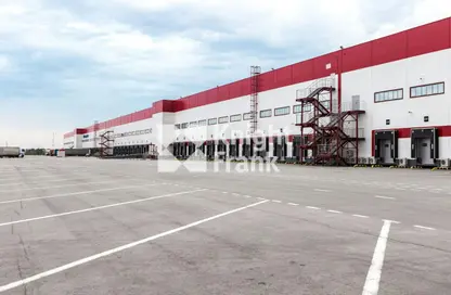 Warehouse - Studio for rent in Phase 1 - Dubai Investment Park (DIP) - Dubai