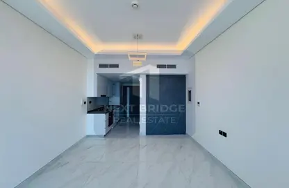 Apartment - 1 Bathroom for rent in Samana Park Views - Arjan - Dubai