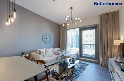 Living Room image for: Apartment - 1 Bedroom - 1 Bathroom for sale in Sparkle Tower 2 - Sparkle Towers - Dubai Marina - Dubai, Image 1