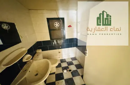شقة - 2 غرف نوم - 2 حمامات للايجار في فندق كراون بالاس - الراشدية 1 - الراشدية - عجمان