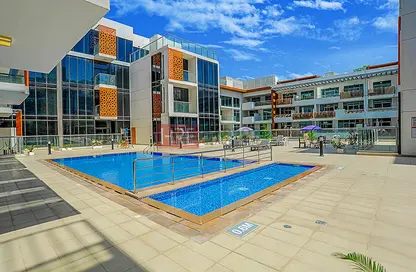 صورة لـ حوض سباحة شقة - 2 غرف نوم - 2 حمامات للبيع في مسكن ناشيونال بوندس - قرية الجميرا سركل - دبي ، صورة رقم 1