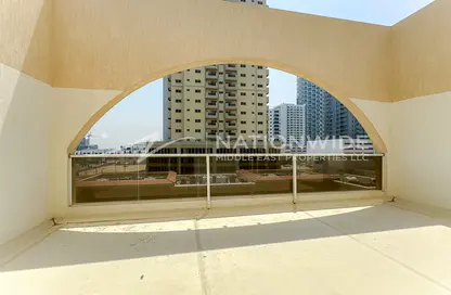 شقة - 2 غرف نوم - 3 حمامات للايجار في مسكن الامير - قرية الجميرا سركل - دبي