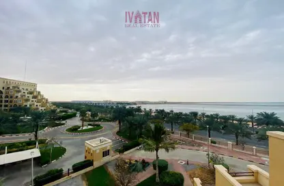 شقة - 2 غرف نوم - 4 حمامات للبيع في ياقوت - باب البحر - جزيرة المرجان - رأس الخيمة
