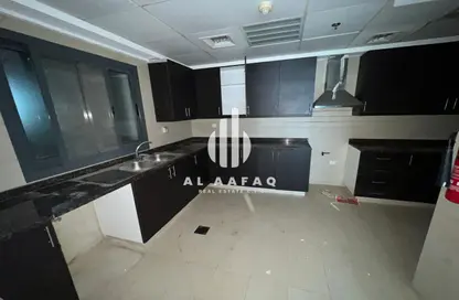 Apartment - 1 Bedroom - 2 Bathrooms for rent in Al Khan - Sharjah