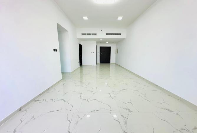 15261000 - Property Image 2