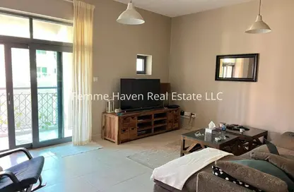 Apartment - 1 Bedroom - 2 Bathrooms for sale in Travo Tower B - Travo - The Views - Dubai