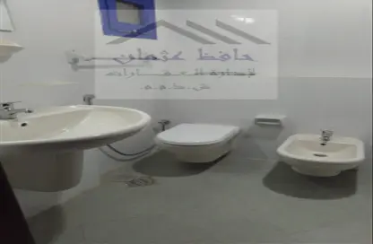شقة - 4 غرف نوم - 4 حمامات للايجار في شارع الفلاح - وسط المدينة - أبوظبي