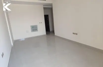 شقة - 2 غرف نوم - 3 حمامات للايجار في 3 المويهات - المويهات - عجمان