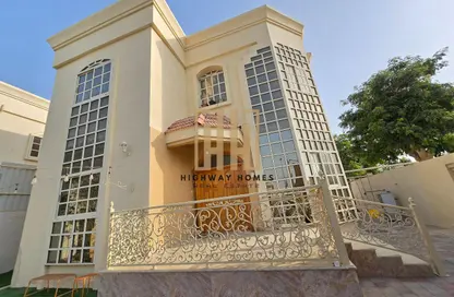 Villa - 4 Bedrooms - 5 Bathrooms for rent in Al Fayha - Sharjah
