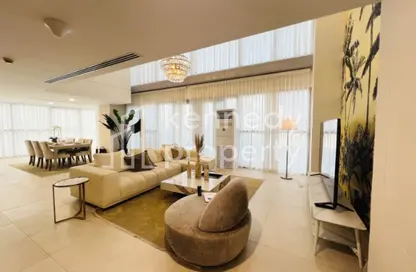 Duplex - 4 Bedrooms - 5 Bathrooms for sale in Radiant Viewz 2 - City Of Lights - Al Reem Island - Abu Dhabi