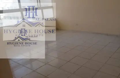 مجمع سكني - 8 غرف نوم - 8 حمامات للبيع في عجمان الصناعية 1 - المنطقة الصناعية - عجمان