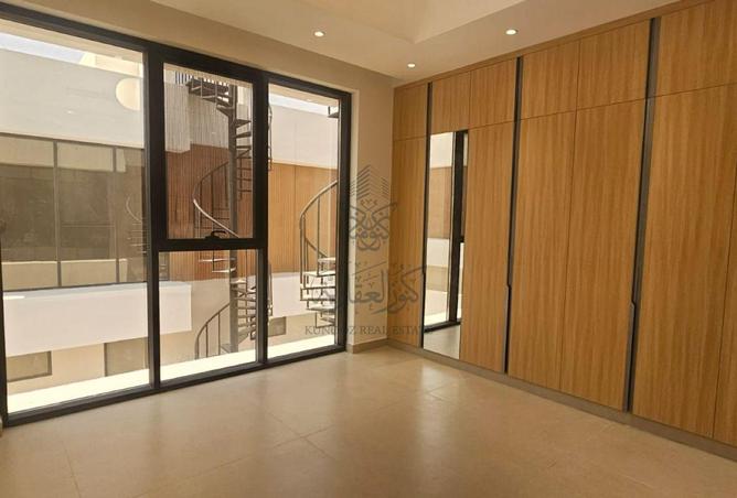 15644770 - صورة العقار 3