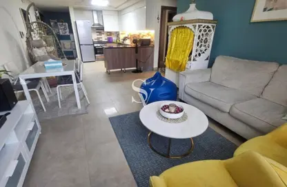 Apartment - 2 Bedrooms - 3 Bathrooms for sale in Azizi Star - Al Furjan - Dubai