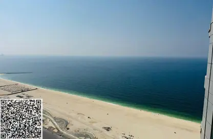 شقة - 2 غرف نوم - 3 حمامات للبيع في مساكن كورنيش عجمان - طريق كورنيش عجمان - عجمان