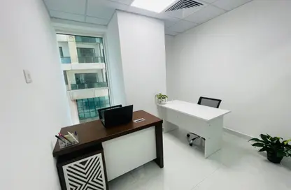 Office Space - Studio - 1 Bathroom for rent in Aspin Tower - Sheikh Zayed Road - Dubai