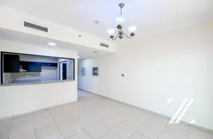 Apartment - 1 Bedroom - 1 Bathroom for sale in Mazaya 12 - Queue Point - Dubai Land - Dubai