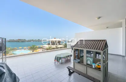Apartment - 1 Bedroom - 2 Bathrooms for rent in Azure Residences - Palm Jumeirah - Dubai