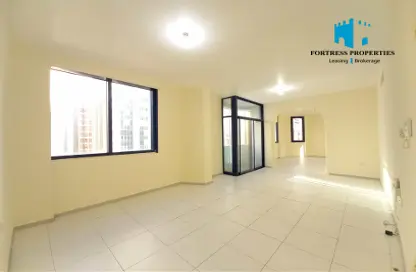 Apartment - 3 Bedrooms - 3 Bathrooms for rent in Al Noor Tower - Khalifa Street - Abu Dhabi
